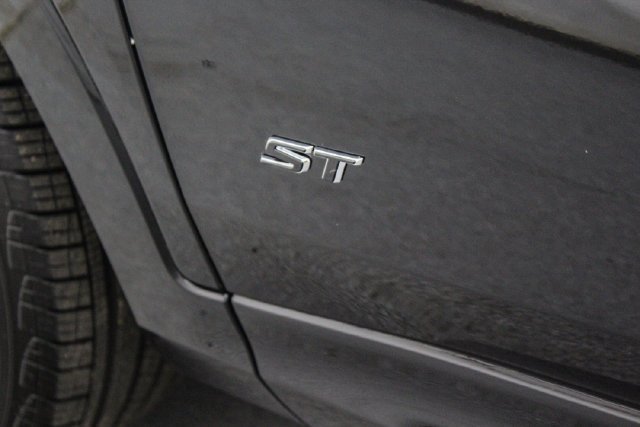 New 2026 Ebony Twilight Metallic Buick Sport Touring image 14