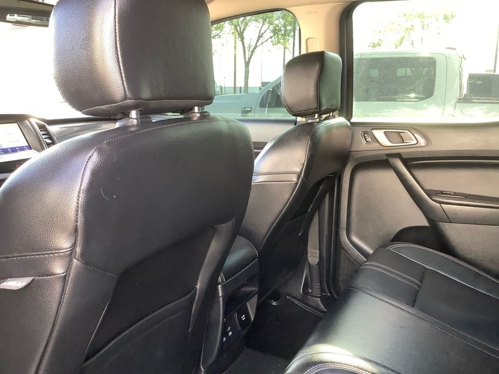 Used 2020 Silver Ford Lariat image 19