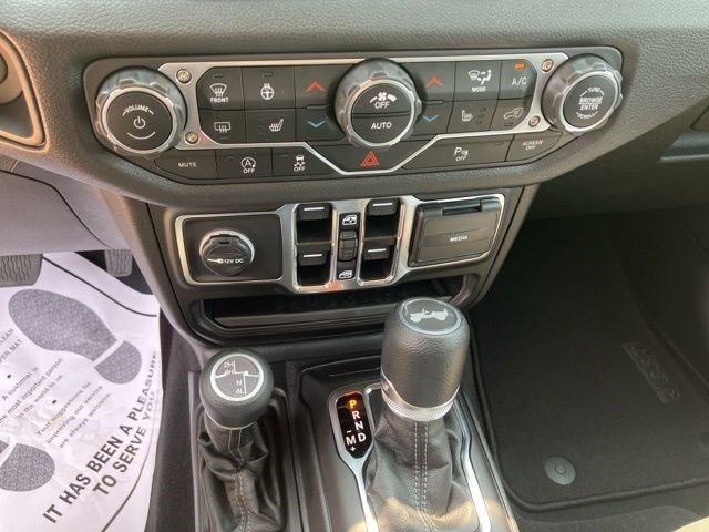 2025 Jeep Wrangler 4-Door Sport S - Photo 20