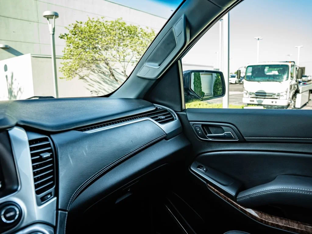 Used 2019 Shadow Gray Metallic Chevrolet Premier image 28