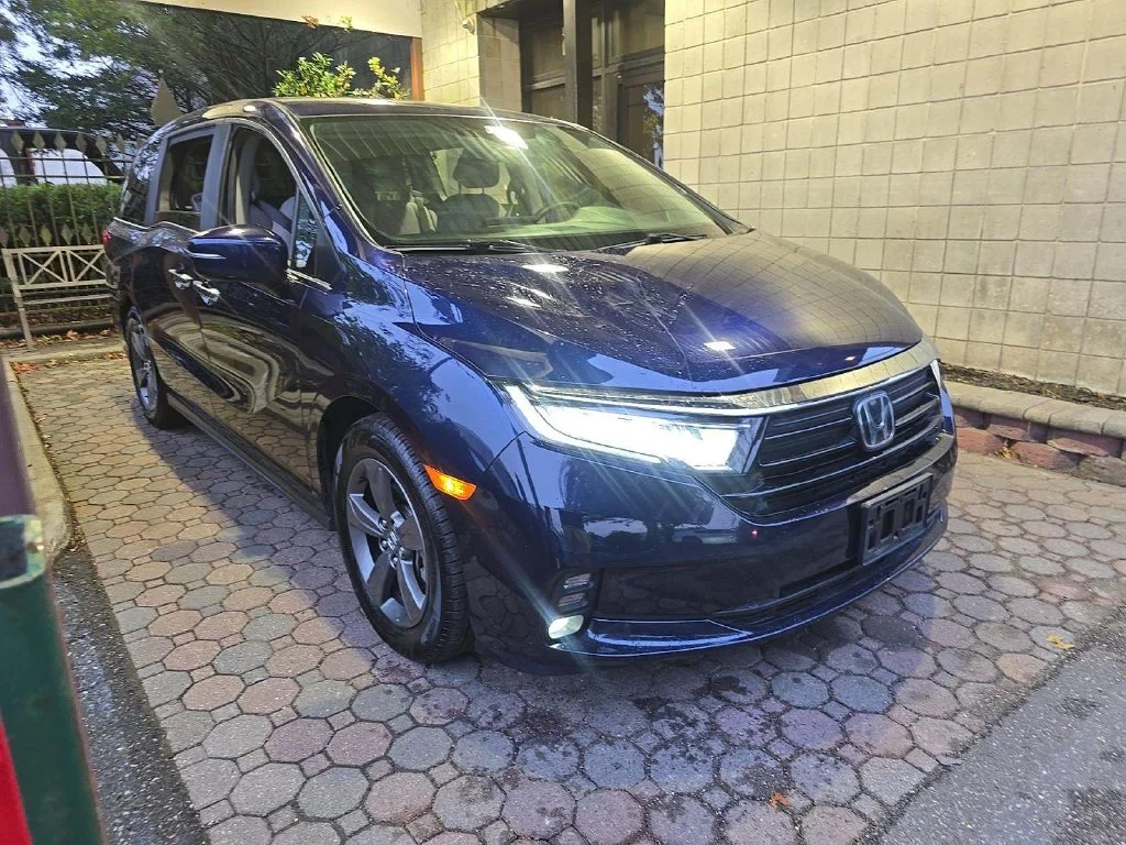 Used 2023 Blue Honda EX image 1