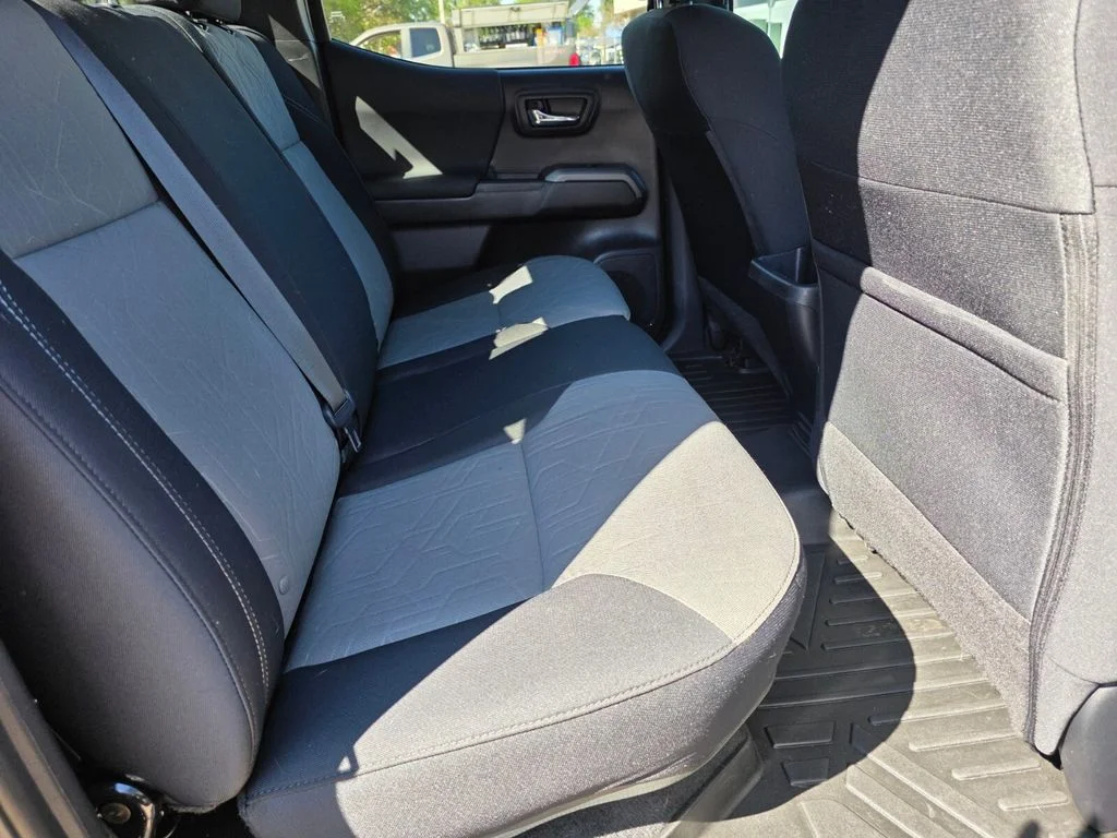 2023 Toyota Tacoma TRD Sport - Photo 17