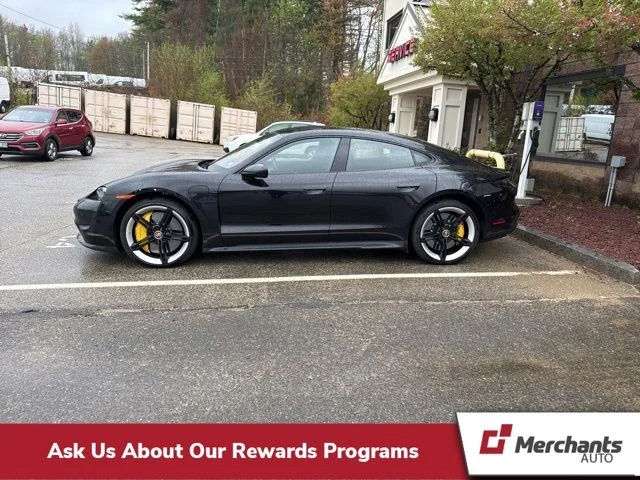 2020 Porsche Taycan Turbo S's photo