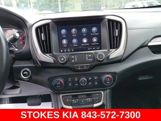 Used 2023 Silver GMC Denali image 10