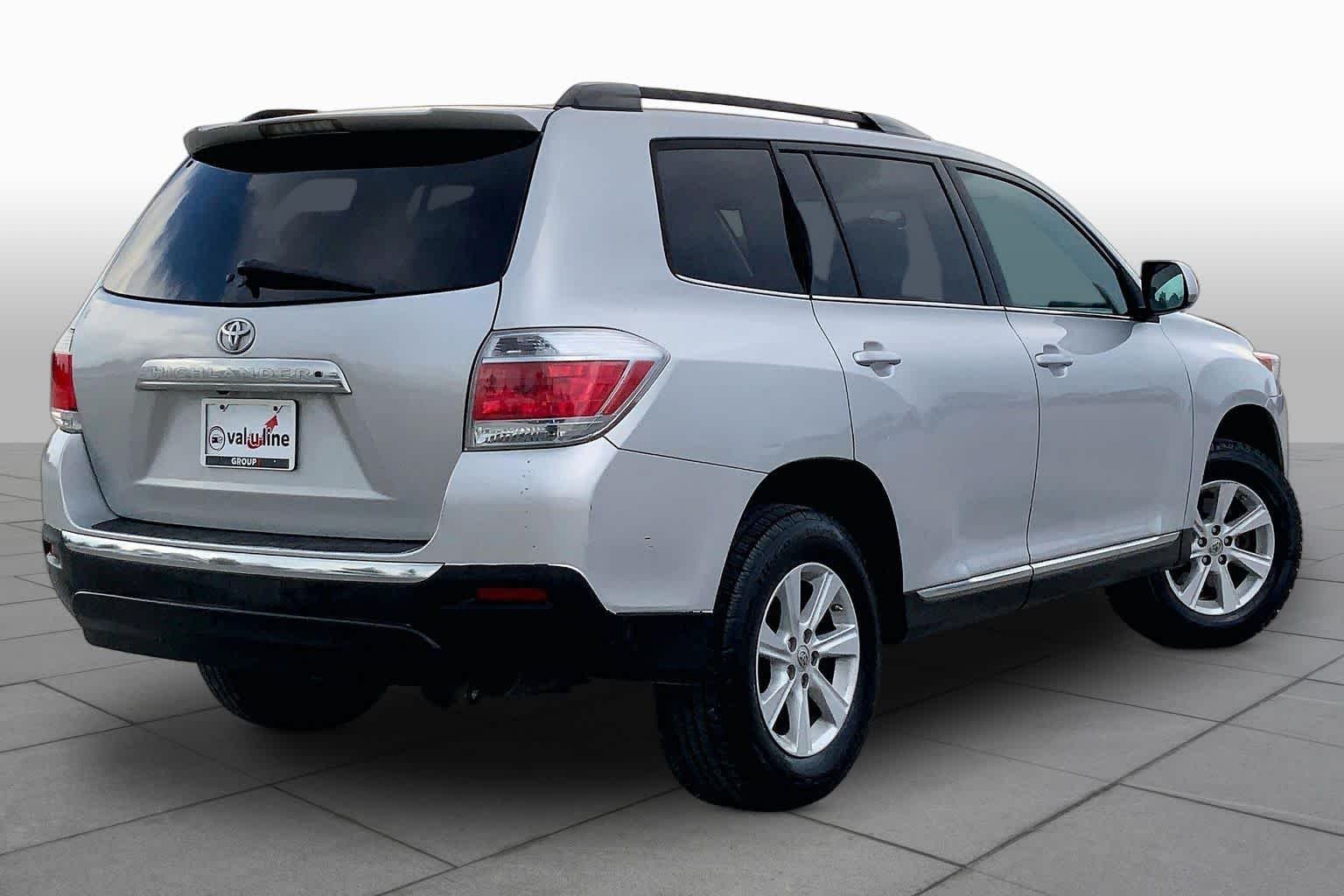 Used 2013 Classic Silver Metallic Toyota Plus image 12