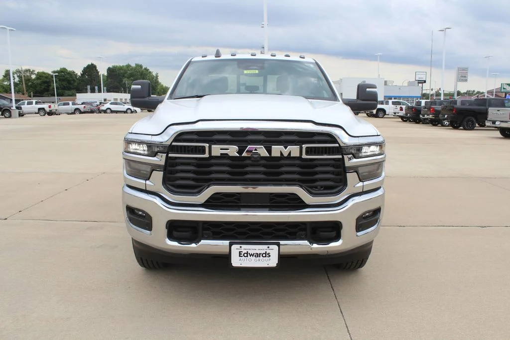 2026 RAM 2500 Tradesman - Photo 8