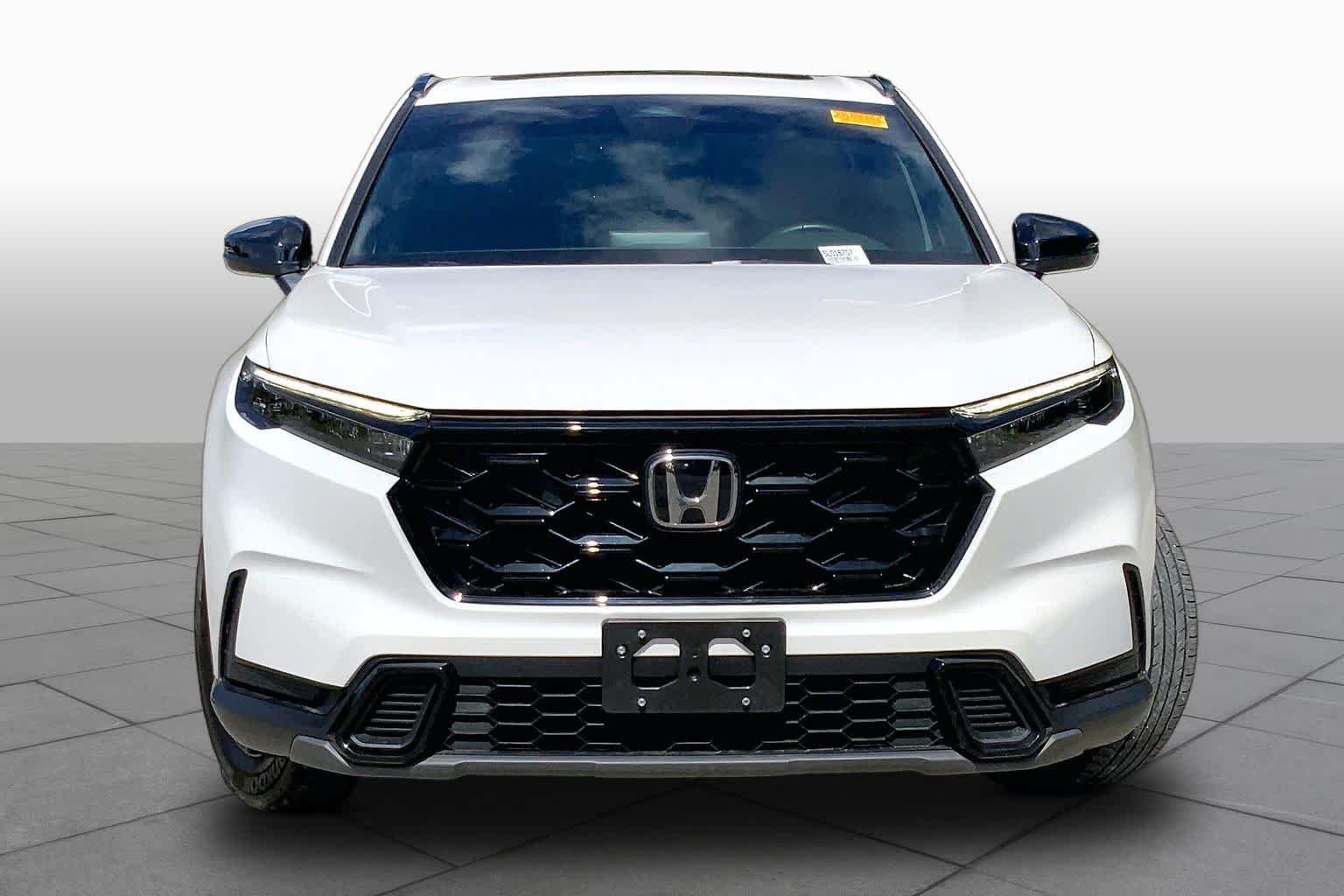 Used 2025 Platinum White Pearl Honda Sport image 4