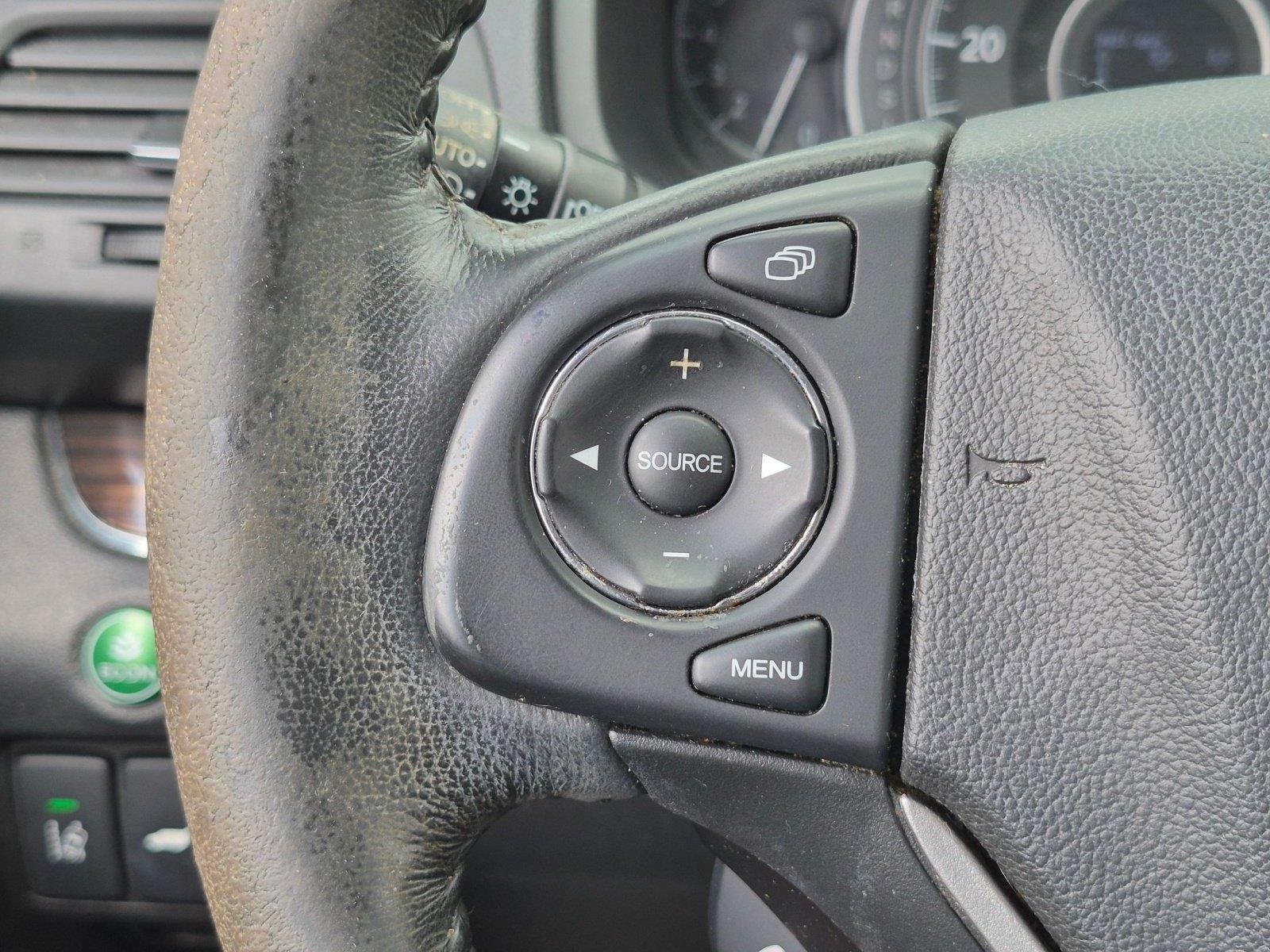 Used 2015 Crystal Black Pearl Honda Touring image 21