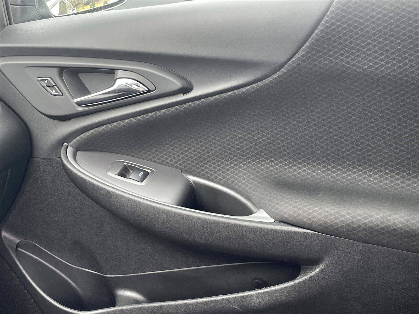 Used 2025 Mosaic Black Metallic Chevrolet LT image 11