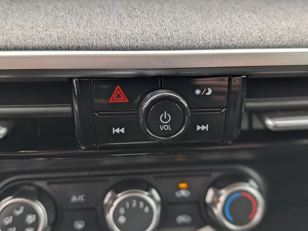 Used 2025 Brown Nissan SV image 29