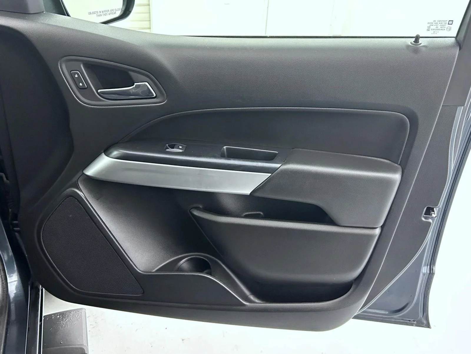 Used 2019 Gray Chevrolet LT image 16