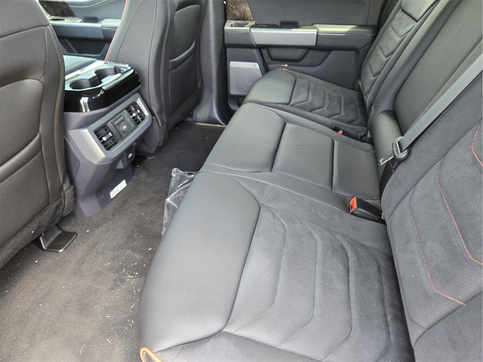 New 2026 Agate Black Metallic Ford F-250® Lariat® image 20
