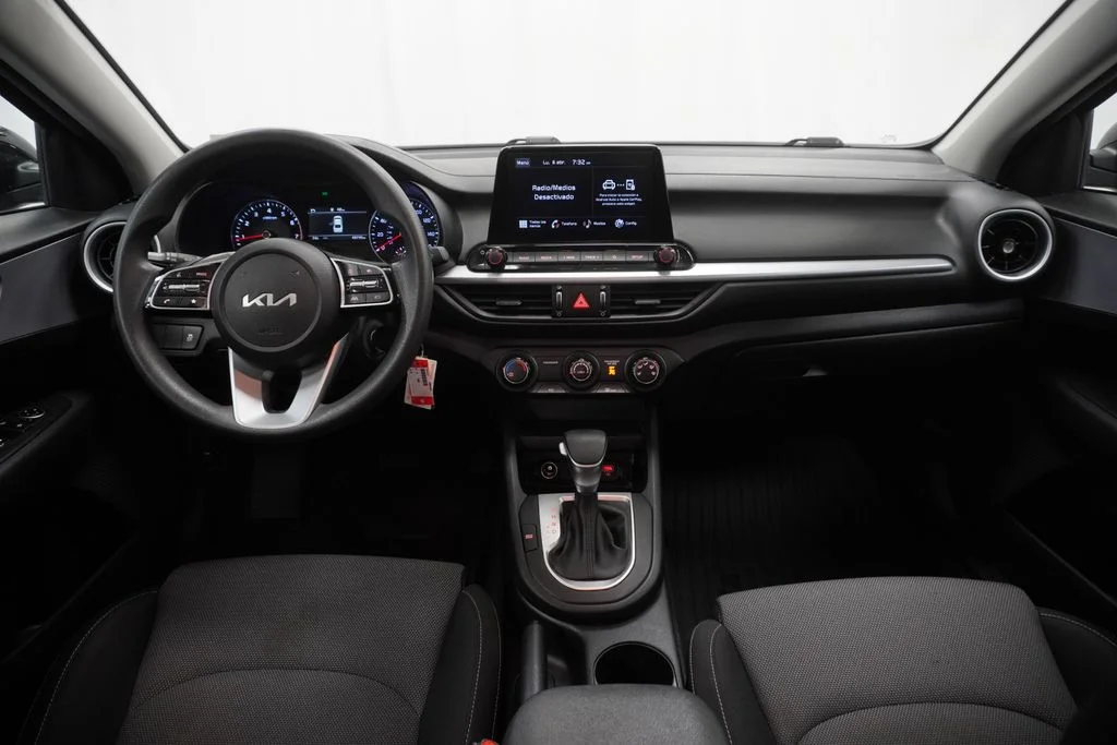 Used 2024 Black Kia LX image 25