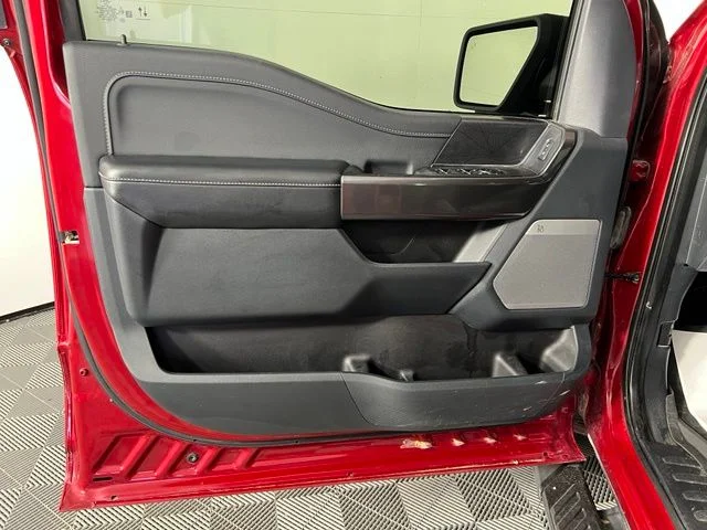 Used 2021 Red Ford XLT image 15