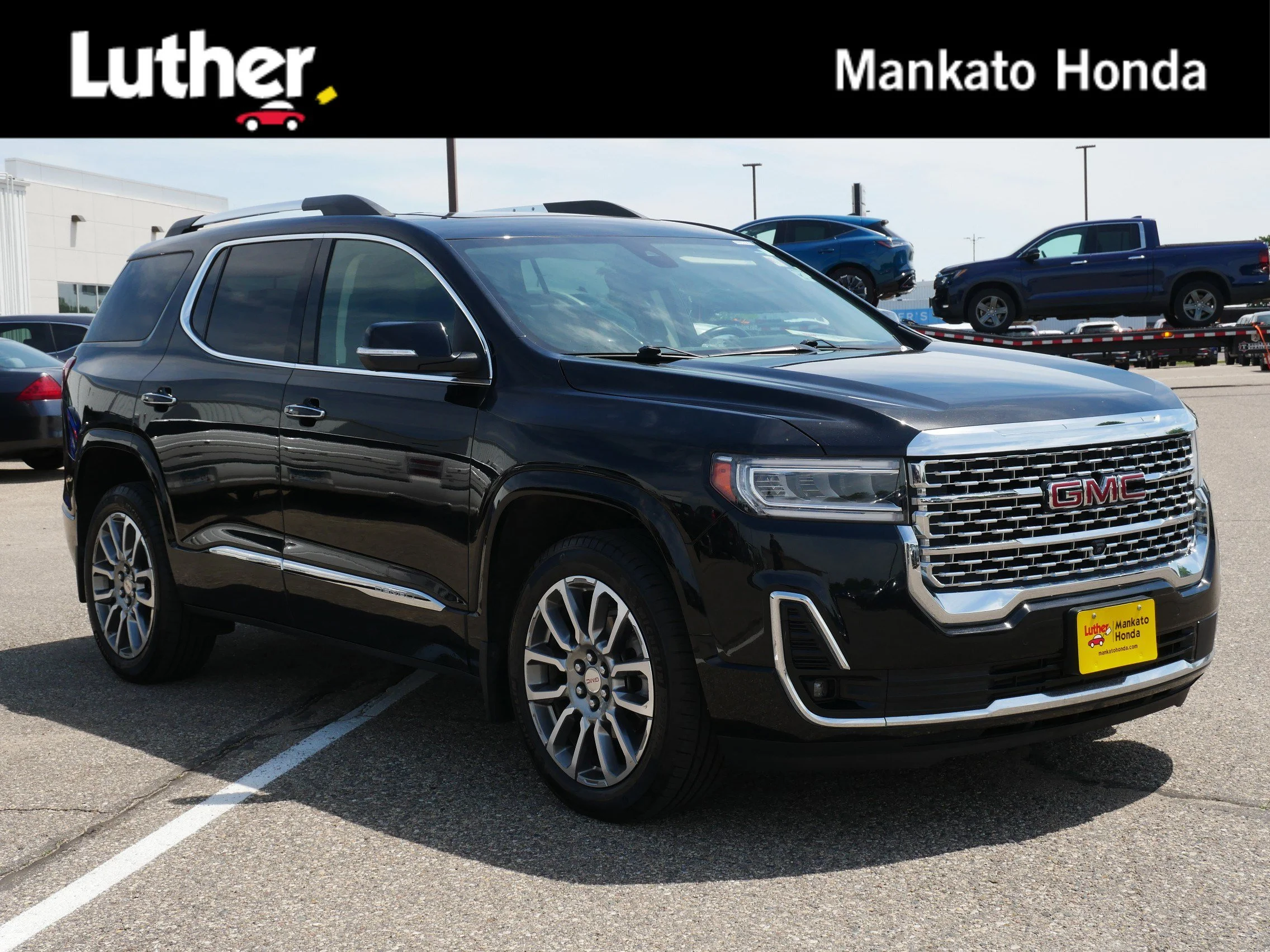 2022 GMC Acadia Denali AWD's photo