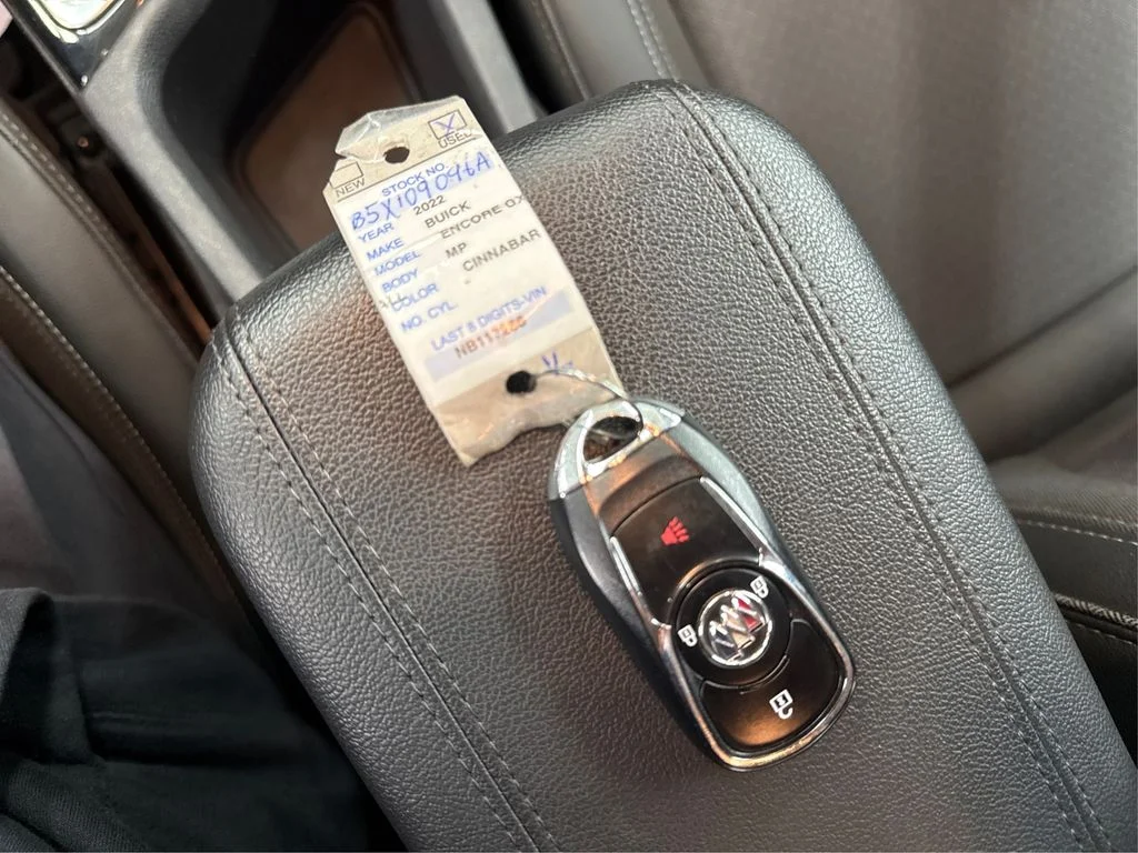 Used 2022 Red Buick Preferred image 36