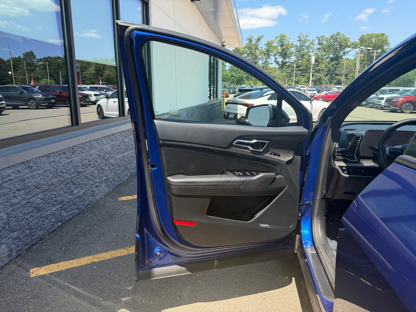 Used 2023 Sapphire Blue Kia X-Pro Prestige image 29