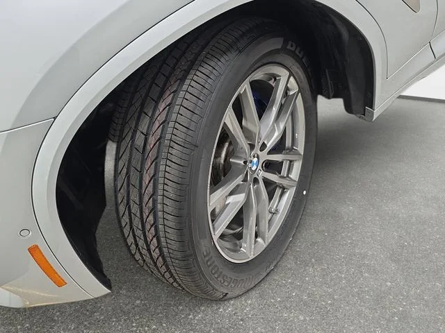Used 2020 Glacier Silver Metallic BMW M40i image 28