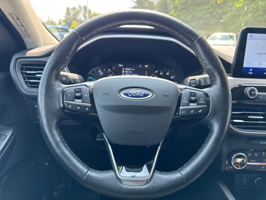 Certified Used 2021 Agate Black Metallic Ford SEL image 17