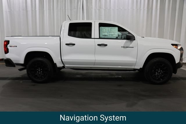 New 2026 Summit White Chevrolet WT image 2