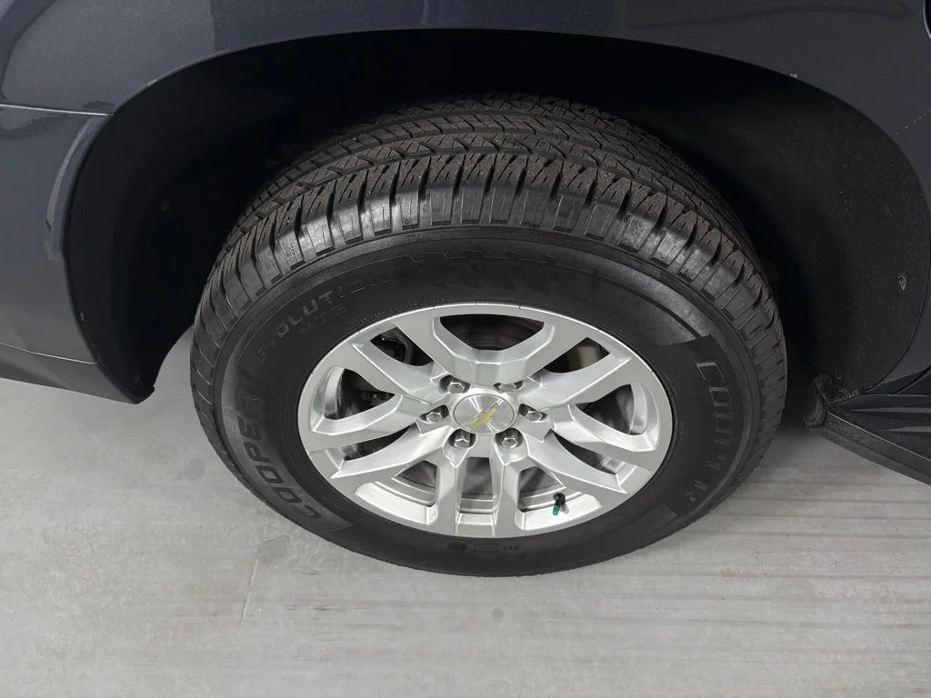 Used 2021 Gray Chevrolet LS image 14