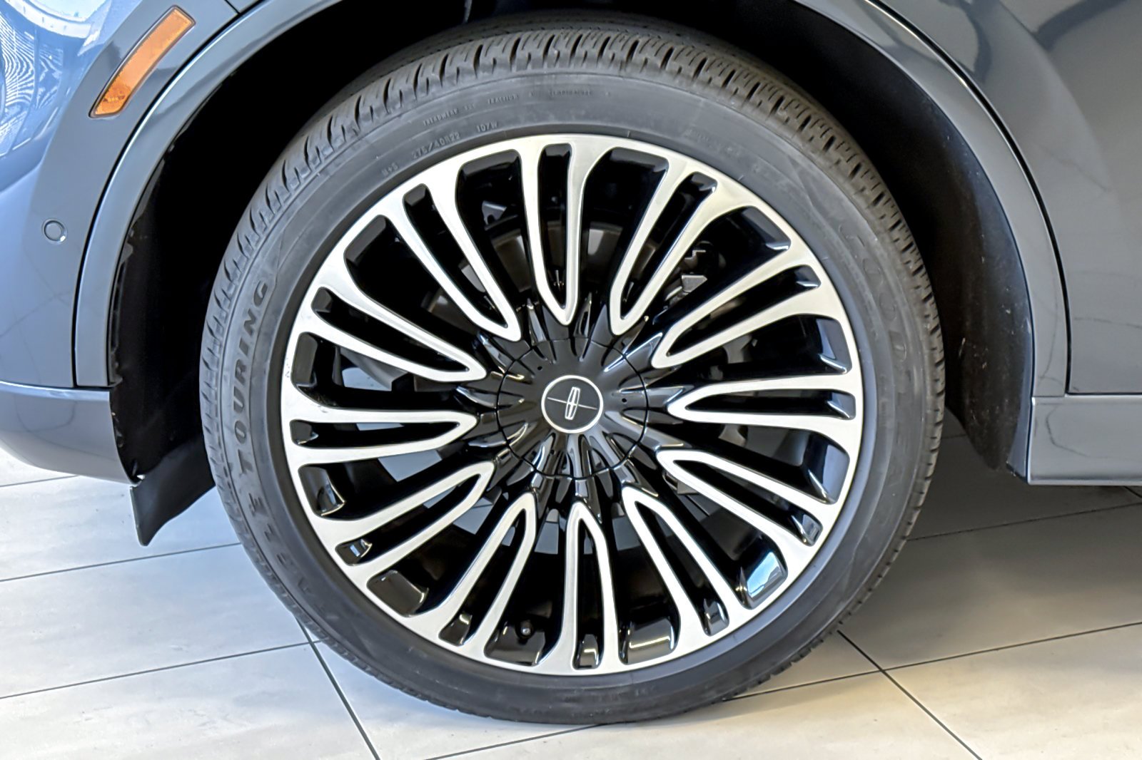 Certified Used 2023 Flight Blue Lincoln Black Label image 28