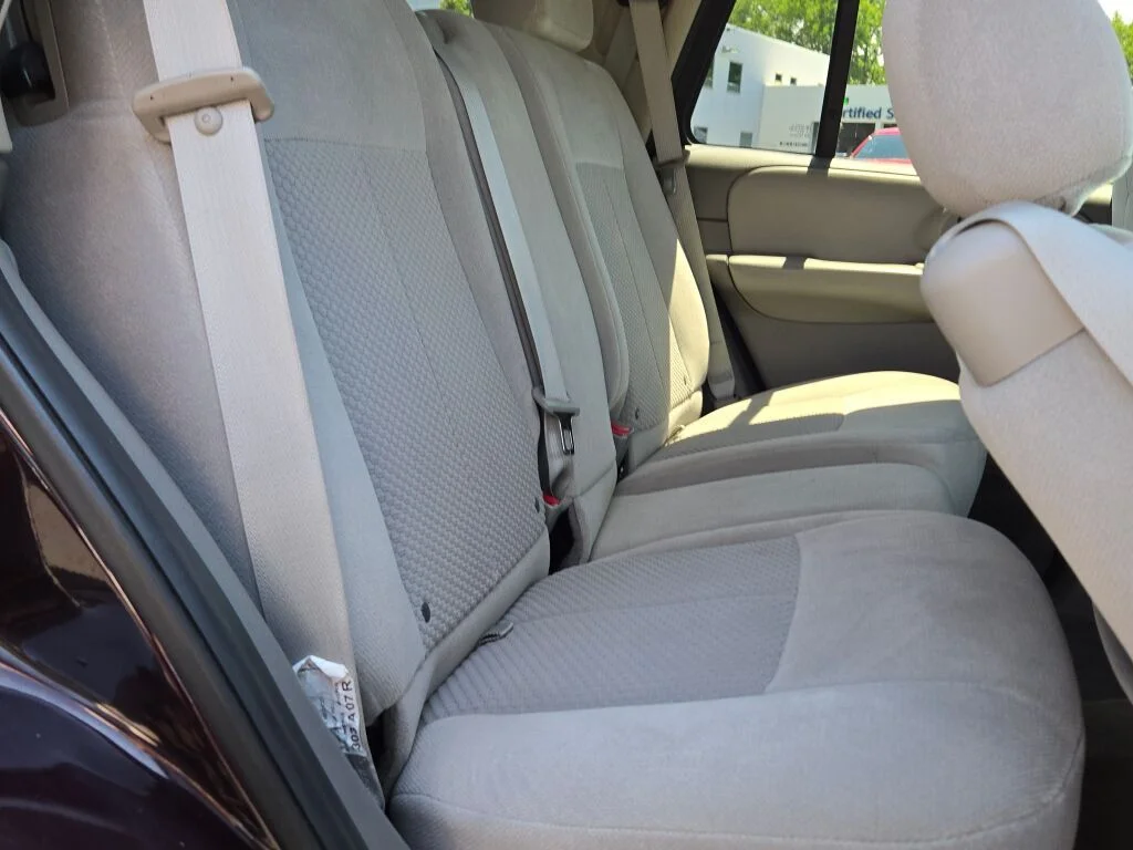 Used 2008 Red Chevrolet LS image 9