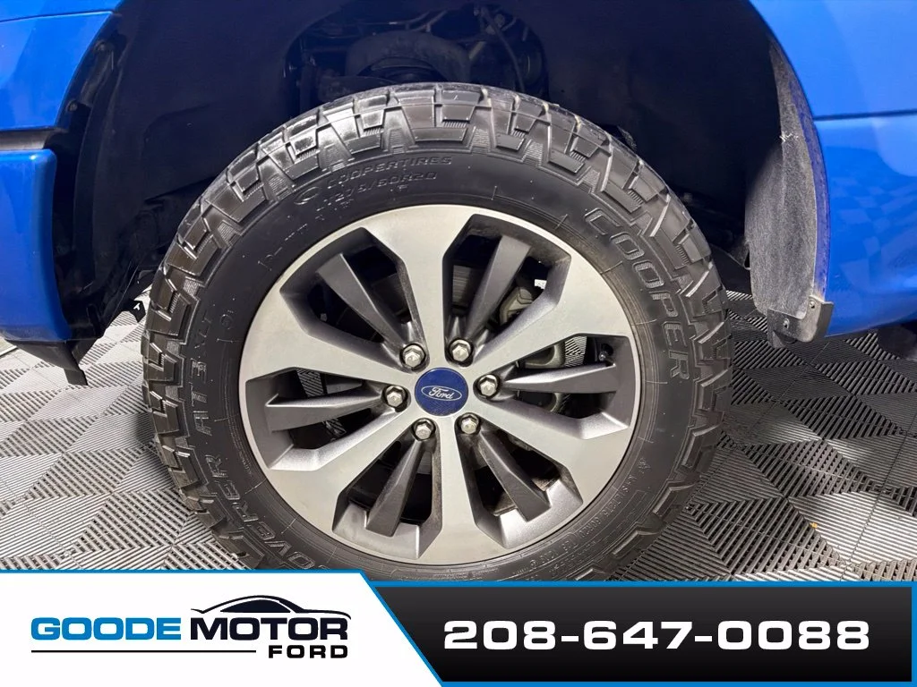 Certified Used 2019 Blue Metallic Ford XL image 27