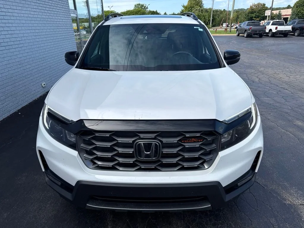 Used 2023 Platinum Honda TrailSport image 9