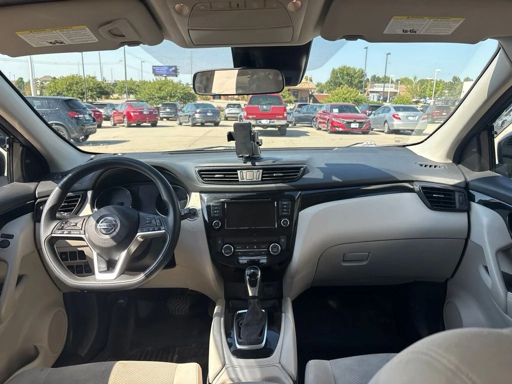Used 2020 Black Nissan SV image 31