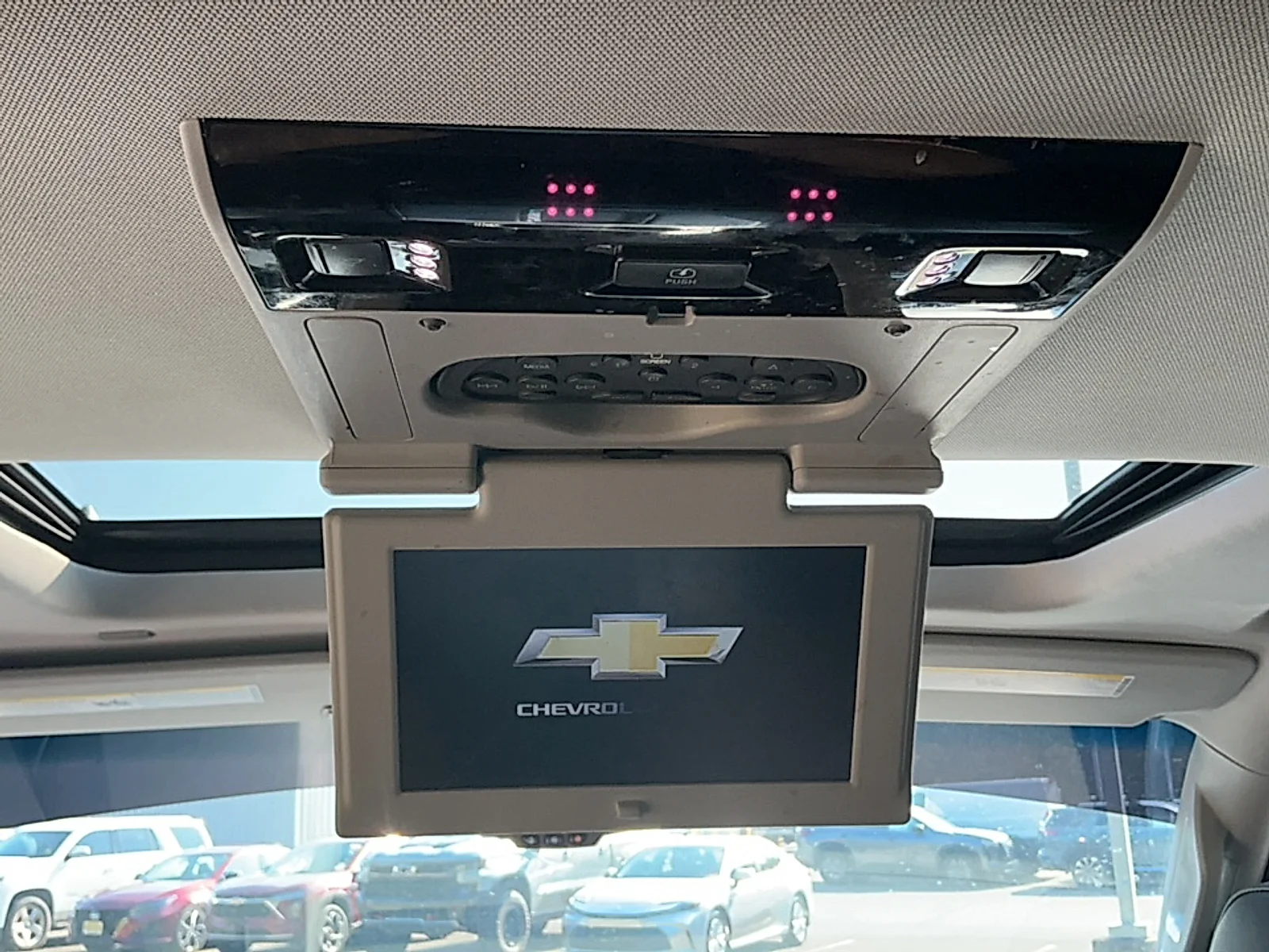 Used 2019 Silver Ice Metallic Chevrolet LT image 16