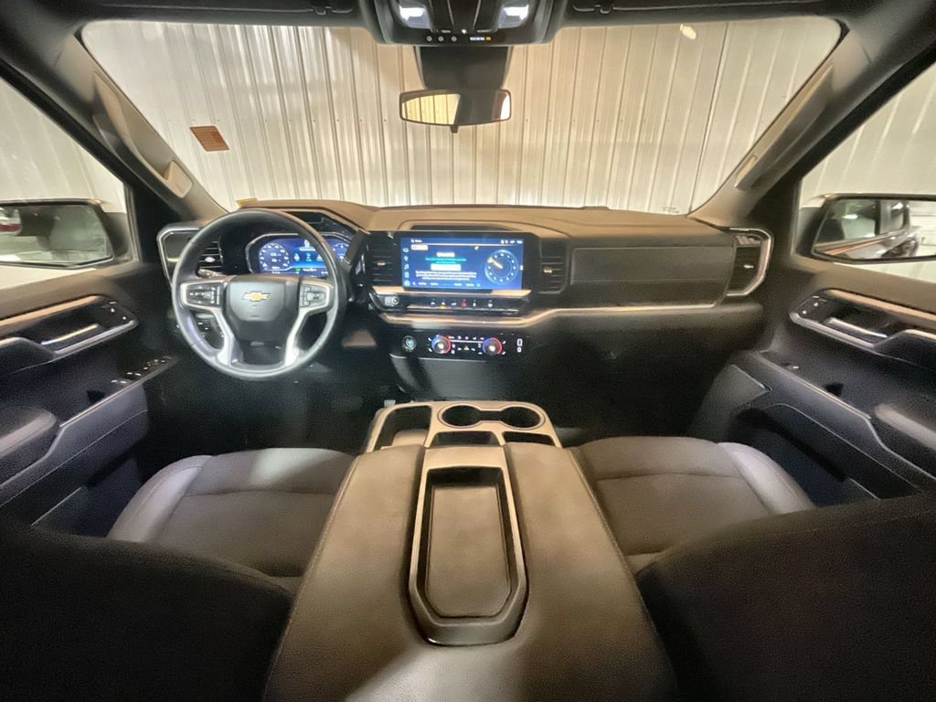 Used 2023 Radiant Red Tintcoat Chevrolet LT image 19