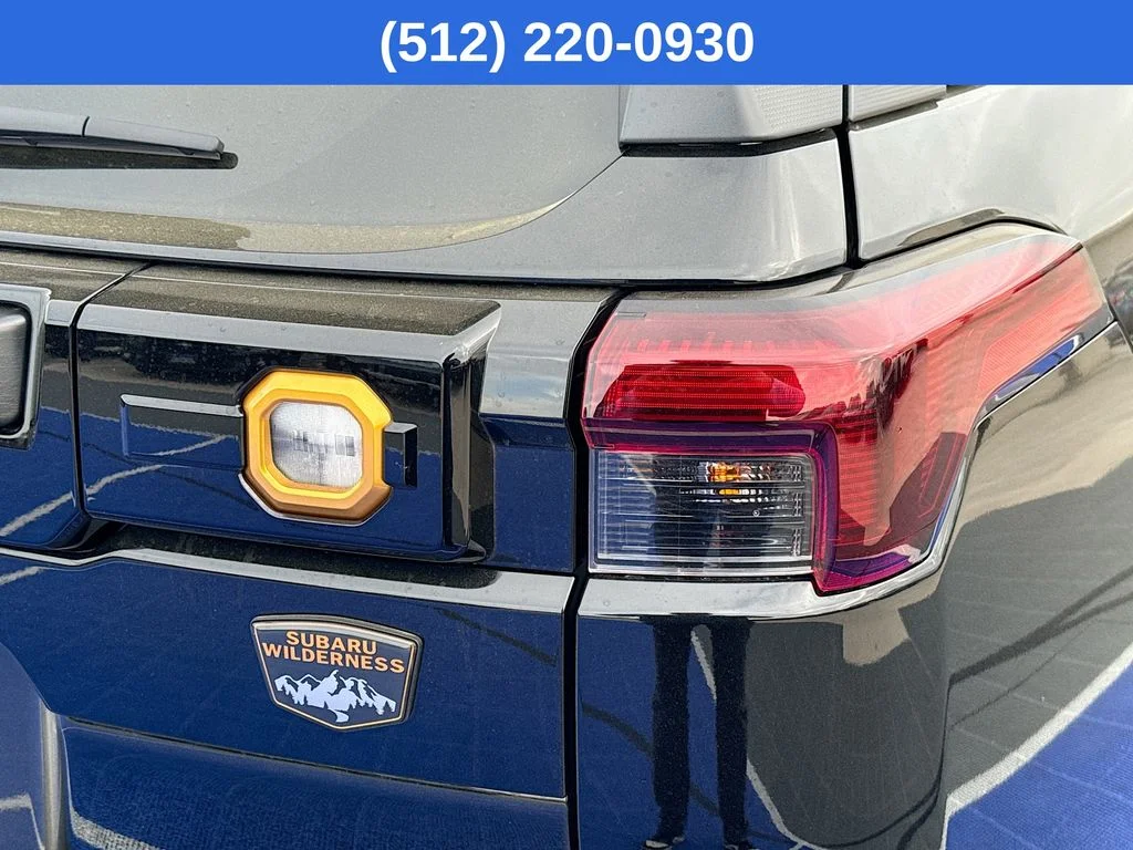 New 2026 CRYSTAL BLACK SILICA Subaru Wilderness image 35