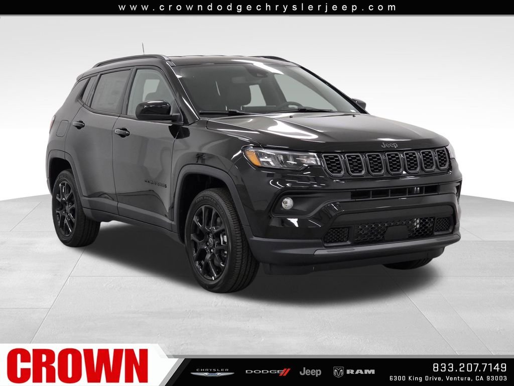 New 2026 Diamond Black Crystal Pearl-Coat Exterior Paint Jeep Latitude image 3