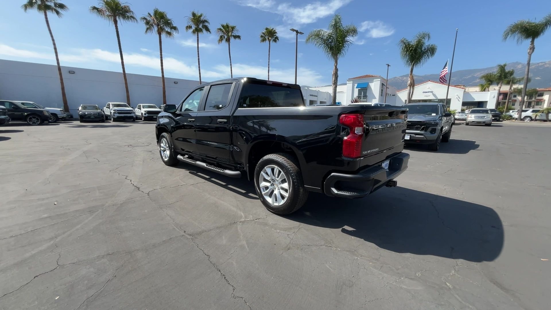 2025 Chevrolet Silverado 1500 Custom - Photo 41