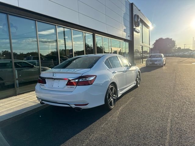 Used 2016 White Honda Sport image 3