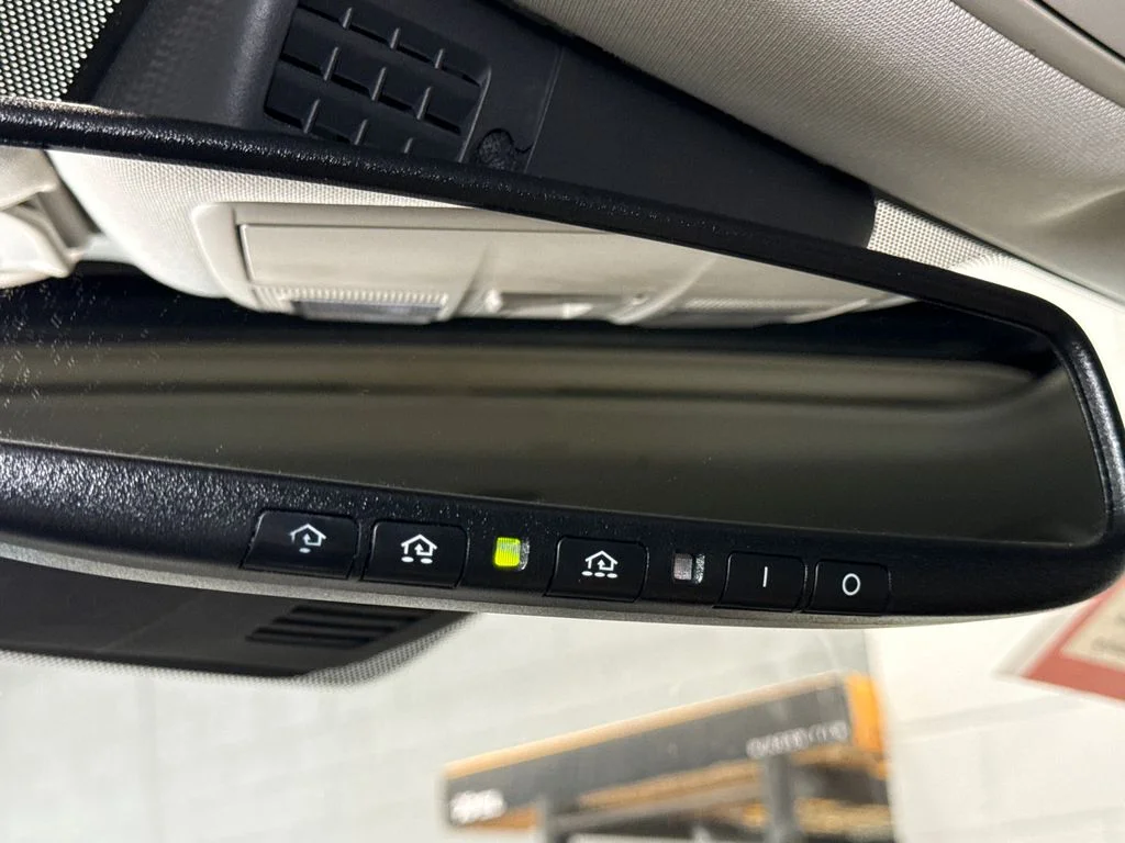 Used 2018 White Mazda Touring image 26