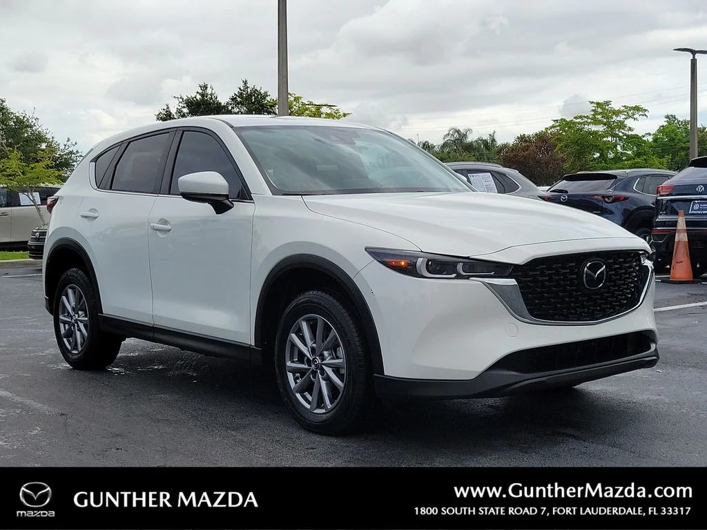 2023 Mazda CX-5 S Select Package Auto AWD's photo