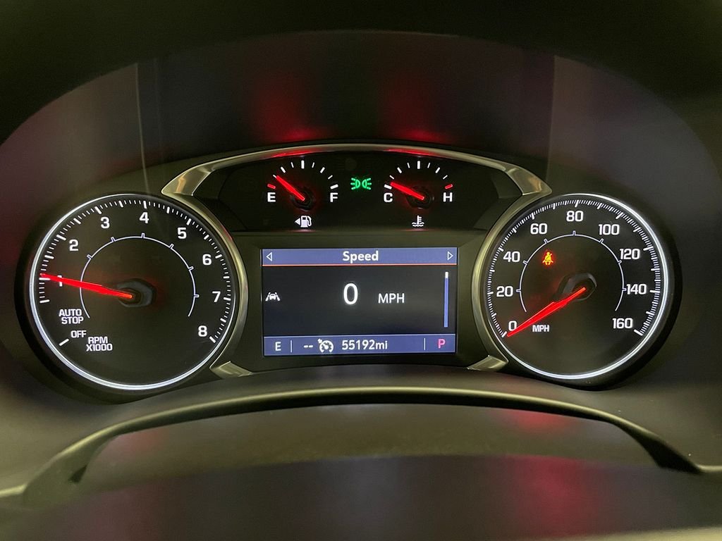 Used 2022 White GMC SLT image 29