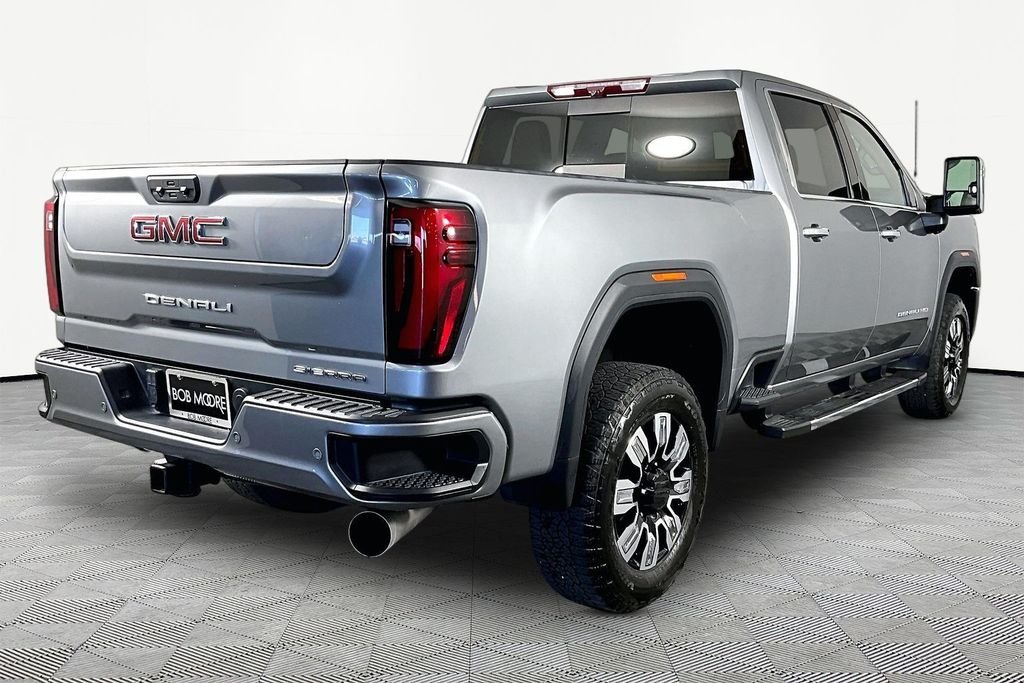 Used 2024 Silver GMC Denali image 6