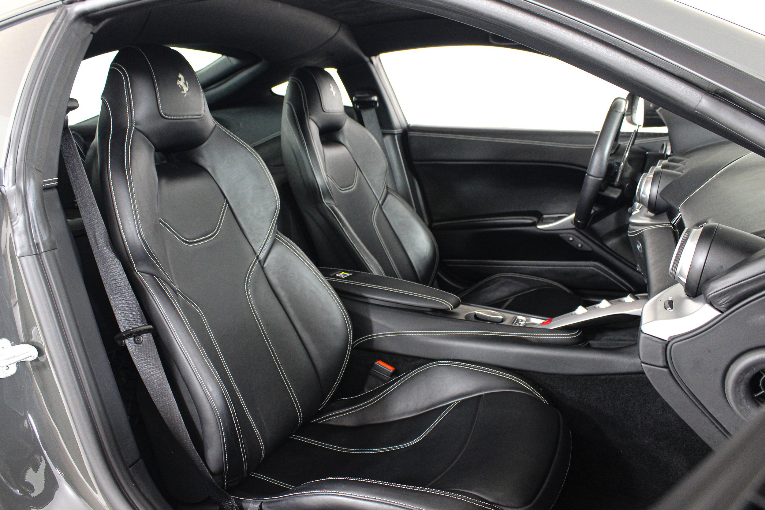 Used 2015 Grigio Scuro Ferrari  image 28