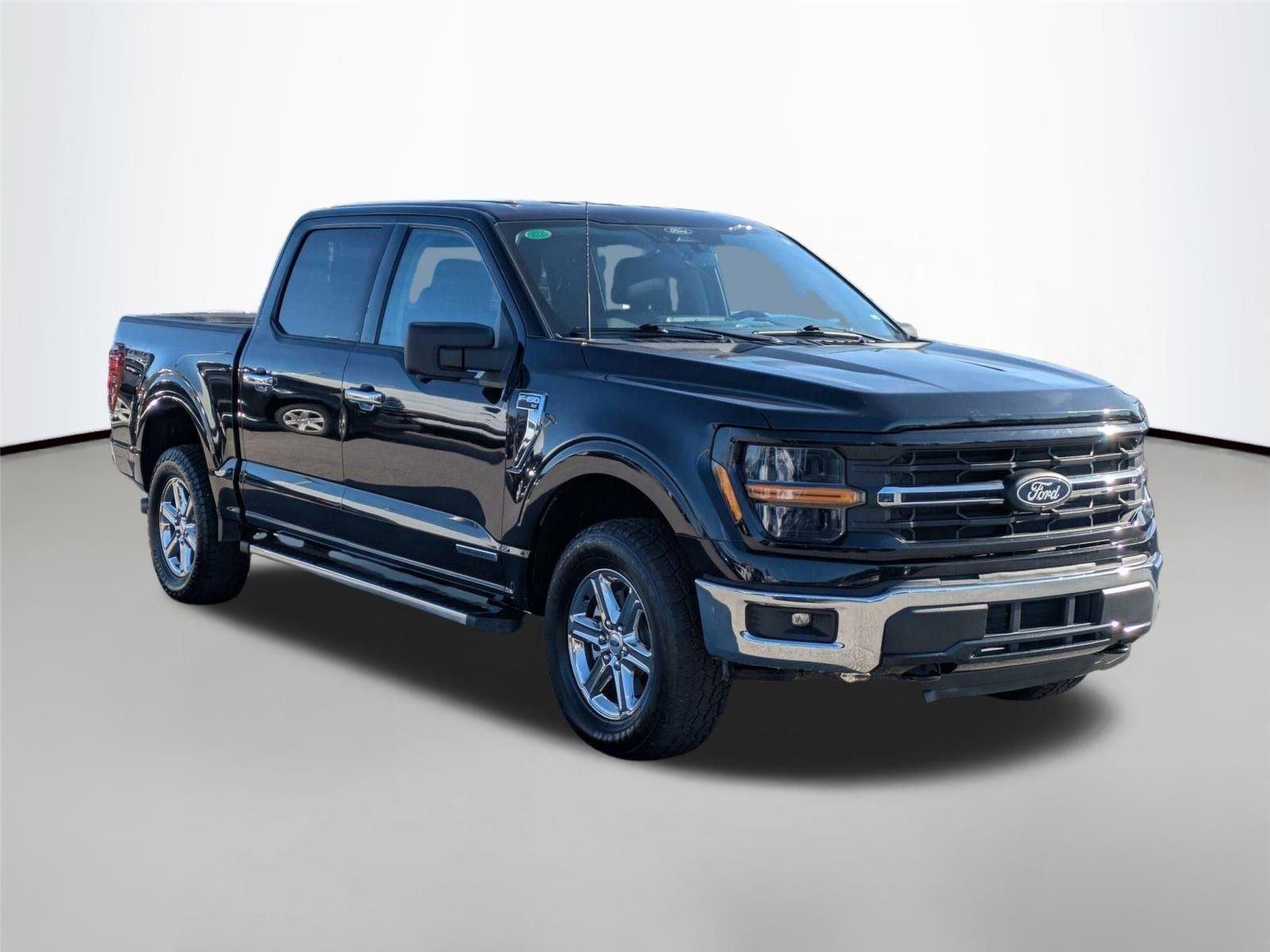 Used 2024 Agate Black Metallic Ford XLT image 4