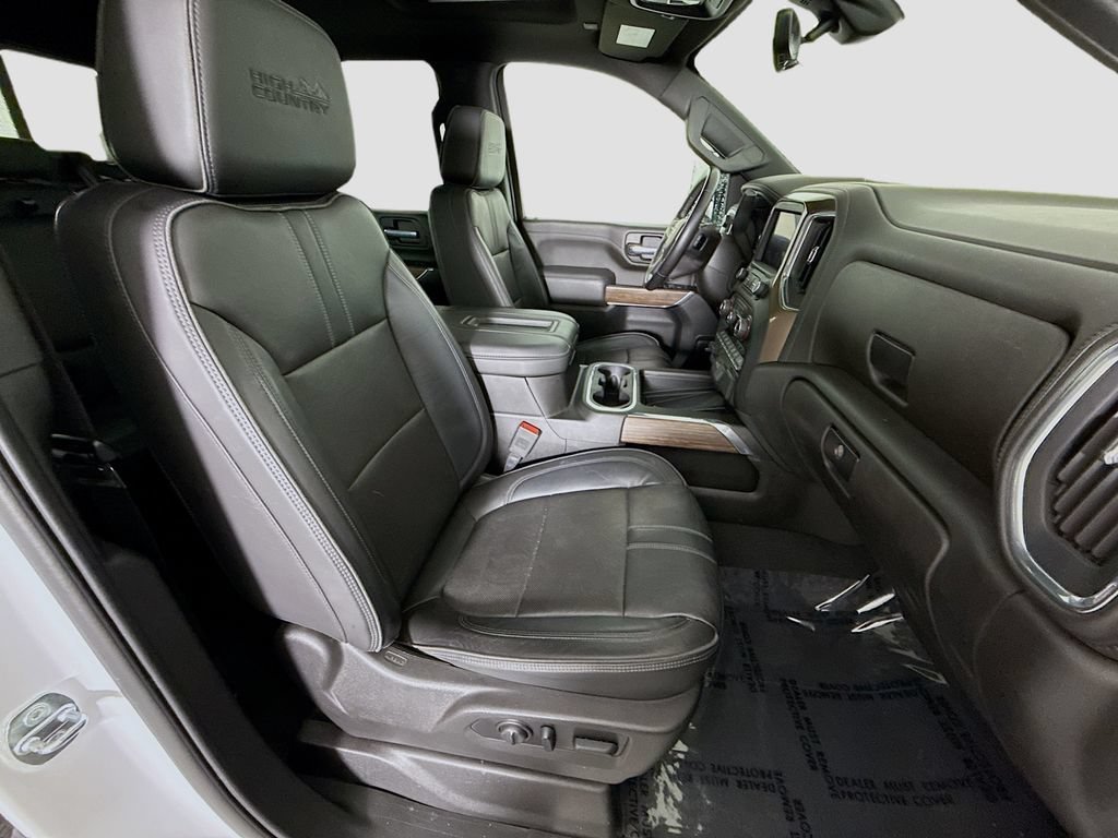 Used 2022 Summit White Chevrolet High Country image 29