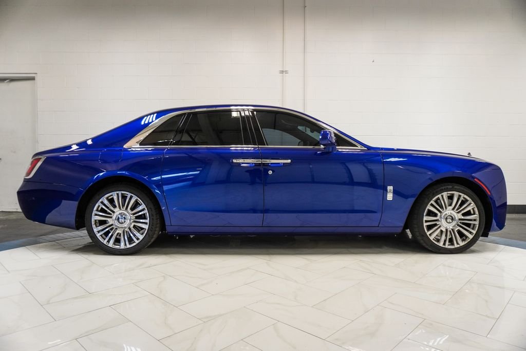 Used 2024 Blue Rolls-Royce Base image 38
