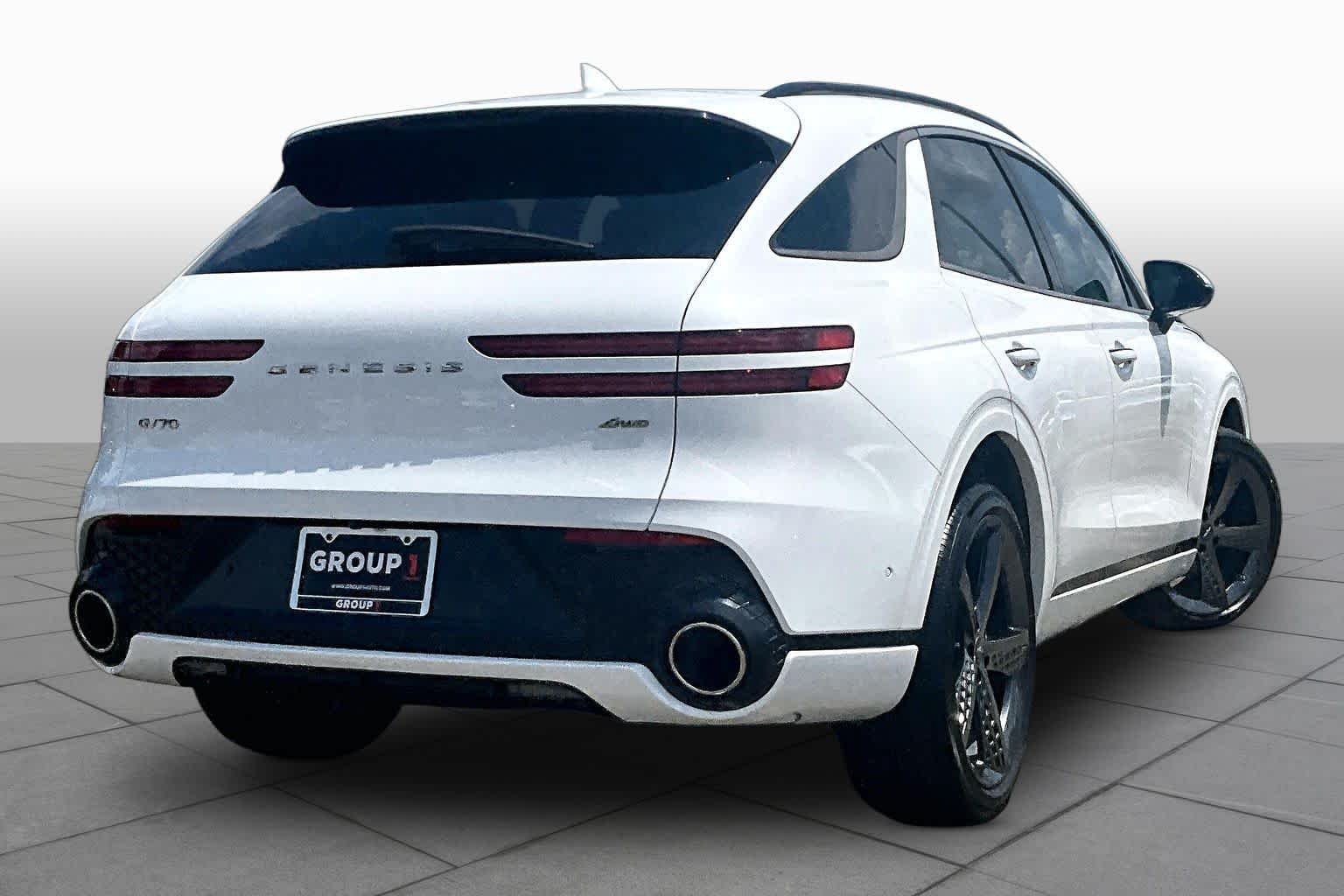 Used 2022 Uyuni White Genesis 2.5T image 13