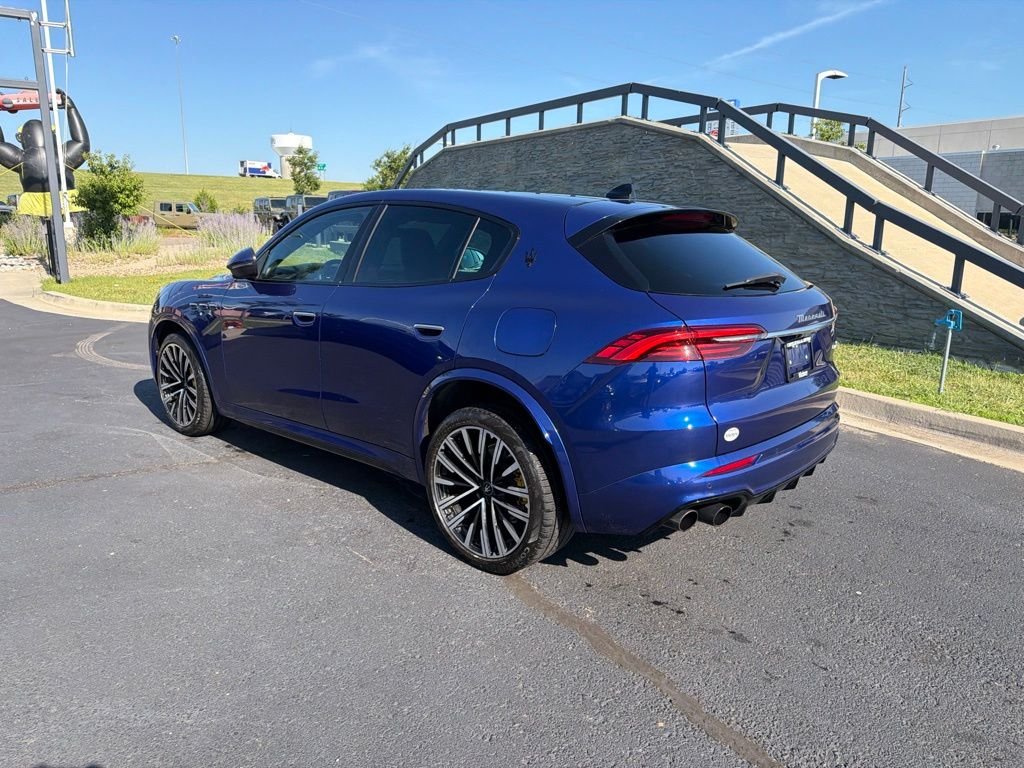 Used 2023 Blue Maserati Modena image 5