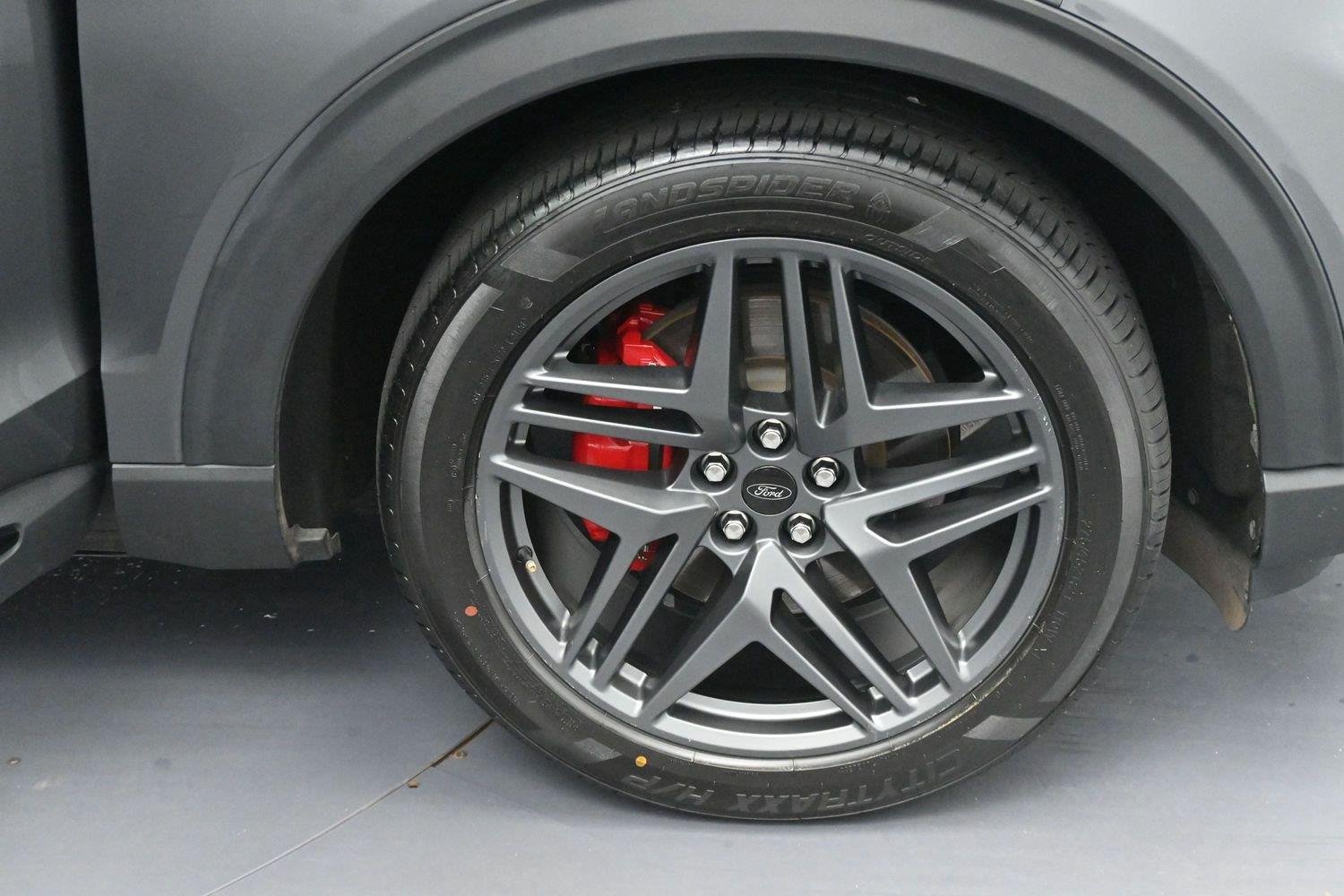 Used 2025 Carbonized Gray Ford ST-Line image 36