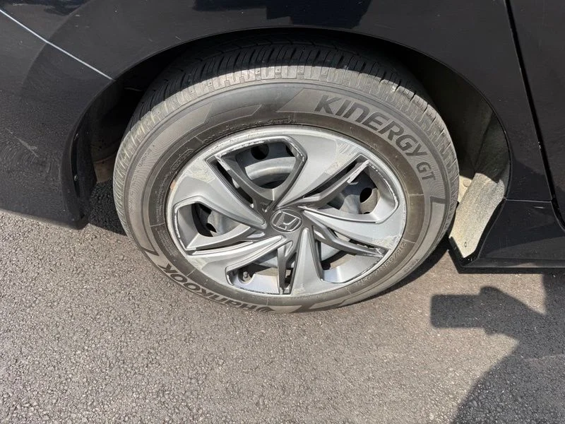 Used 2019 Black Honda LX image 16