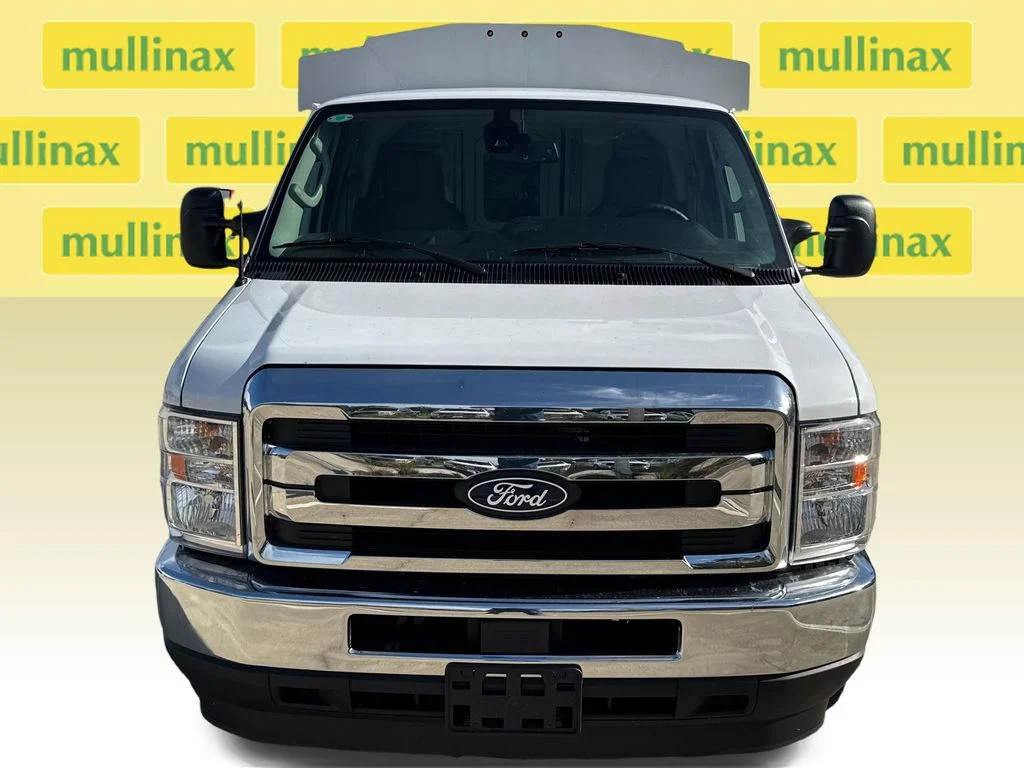 2026 Ford E-Series Cutaway Base - Photo 6