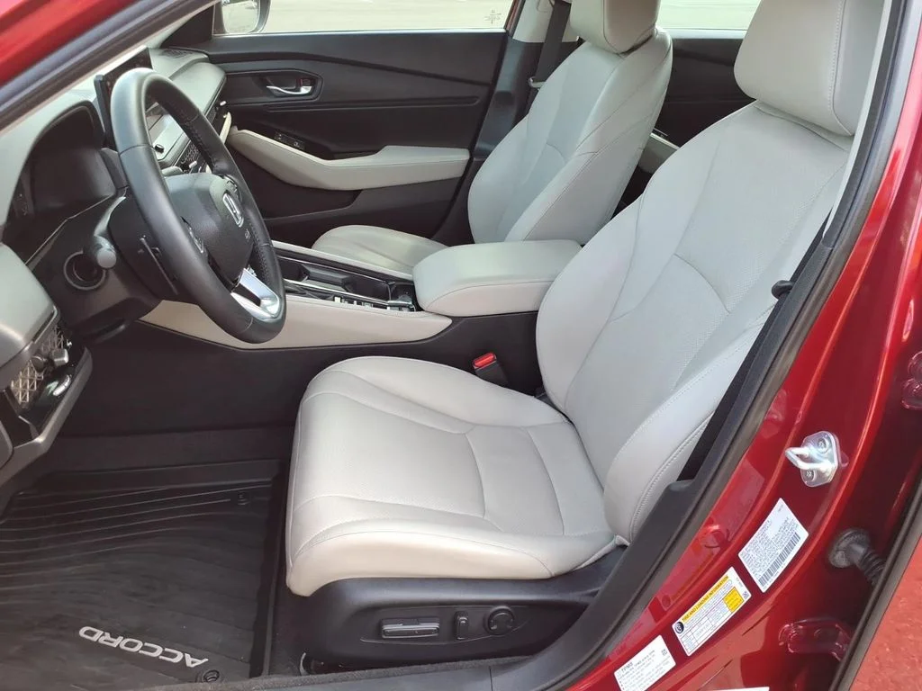 Used 2023 Radiant Red Metallic Honda Touring image 15